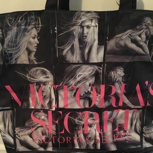 VICTORIA SECRET BOMBSHELL TOTE